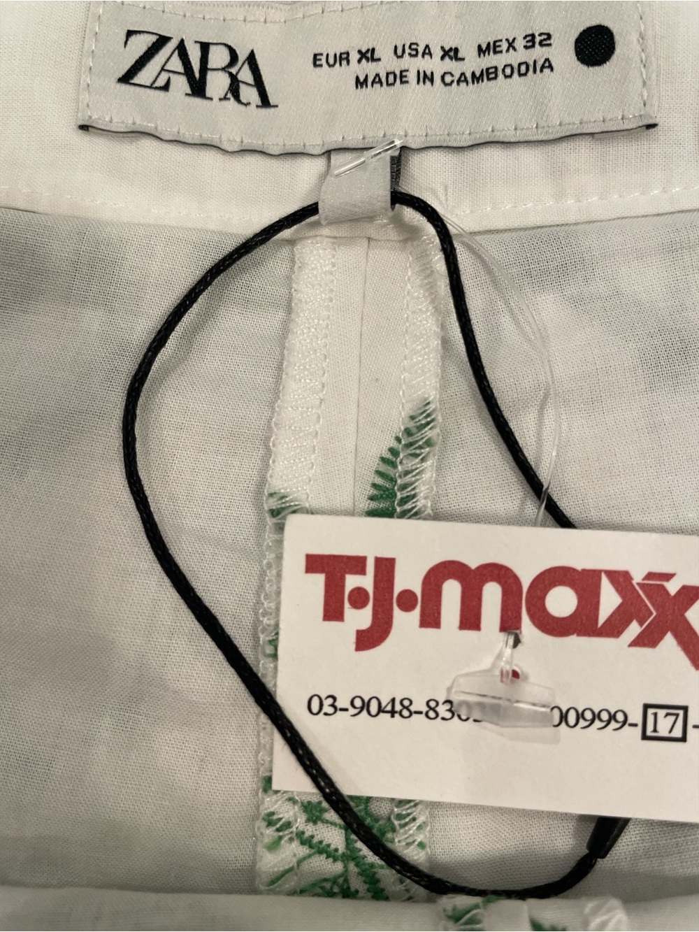 Zara Shorts for Women’s White with Green Eyelet Embroidery Size XL NWT - Picture 7 of 12